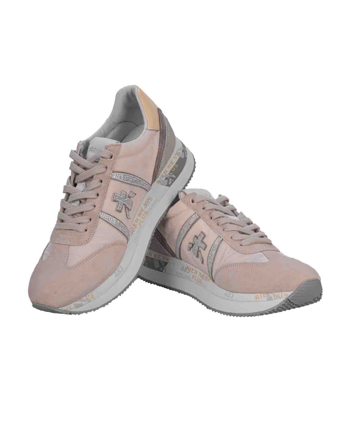 shop PREMIATA Saldi Scarpe: Premiata sneakers "Conny" in mix di materiali.
Modello con punta tonda.
Chiusura con lacci.
Applicazione con logo sulla linguetta.
Caviglia imbottita.
Altezza Suola 4 cm.
Fusbet Interno 27 cm.
Composizione: SOLE: 85% EVA 15% PHYLON (PLASTIC MATERIAL) UPPER: 40% CALF LEATHER 30% PL 10% PA 10% PU 10% PC LINING: 100% GOAT LEATHER
Made in Vietnam.. CONNY-6671 number 4195284